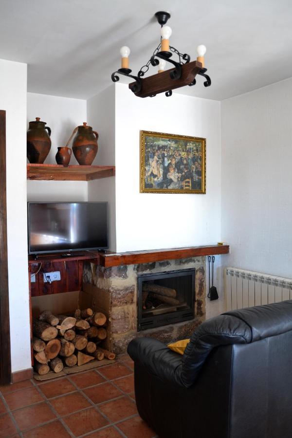 Apartamentos La Sierra Villalba de la Sierra Dış mekan fotoğraf